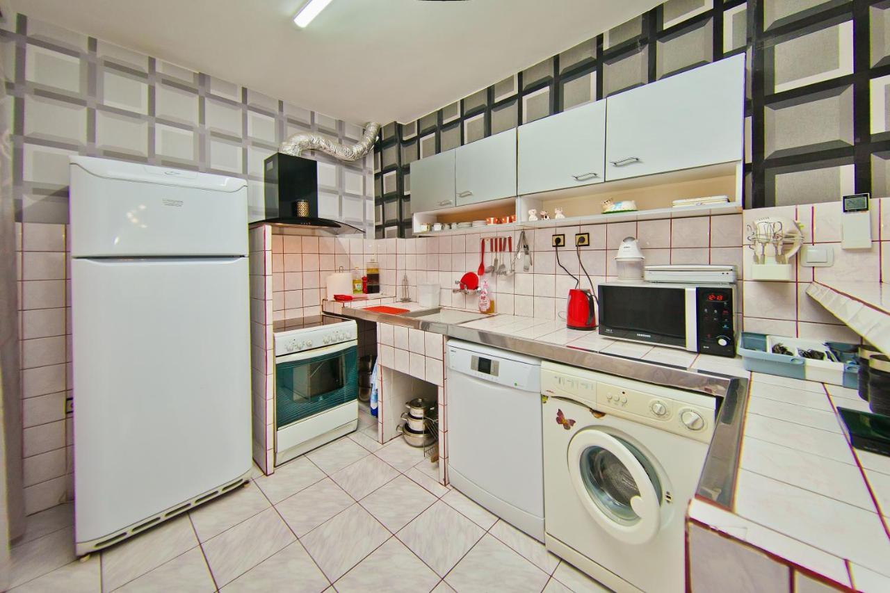 Perla 2-Bdrm In The Heart Of The City Varna Luaran gambar