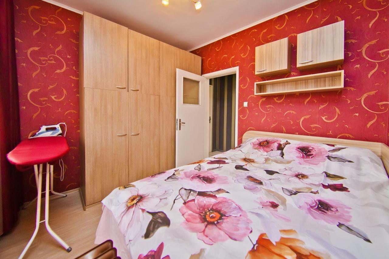 Perla 2-Bdrm In The Heart Of The City Varna Luaran gambar