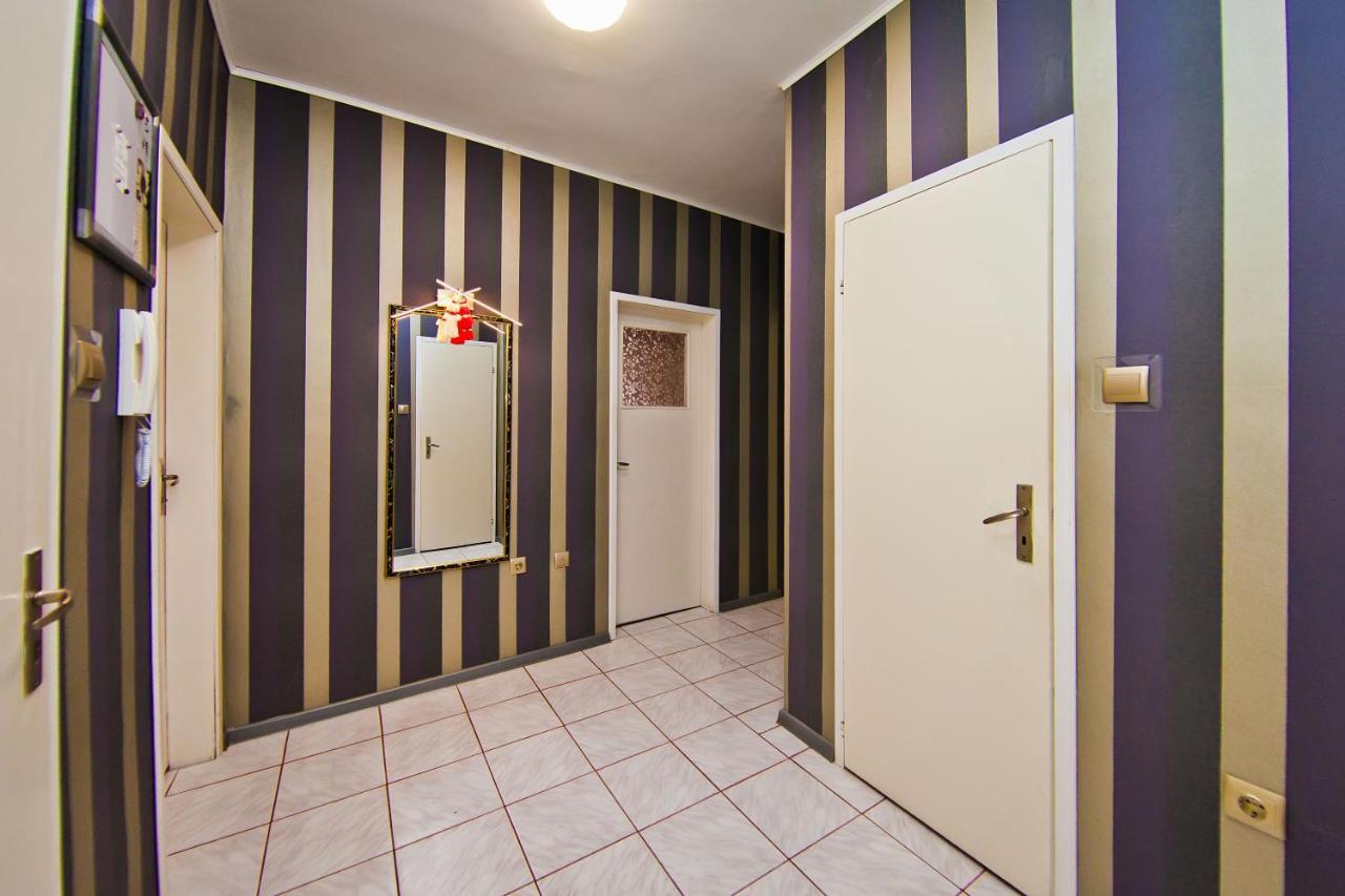 Perla 2-Bdrm In The Heart Of The City Varna Luaran gambar